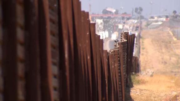 210219095438-us-mexico-border-immigration-pkg-lavandera-newday-vpx-00005311-live-video