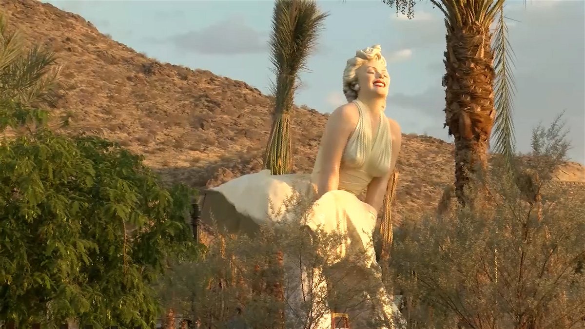 Appeals panel says Palm Springs improperly closed street for three years to  install Marilyn Monroe statue