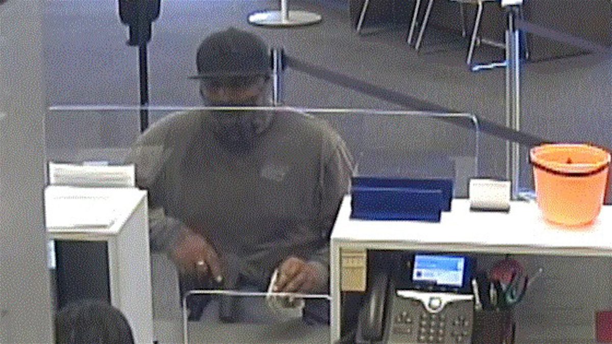 Photo of suspect in Palm Springs bank robbery on 10/29/21