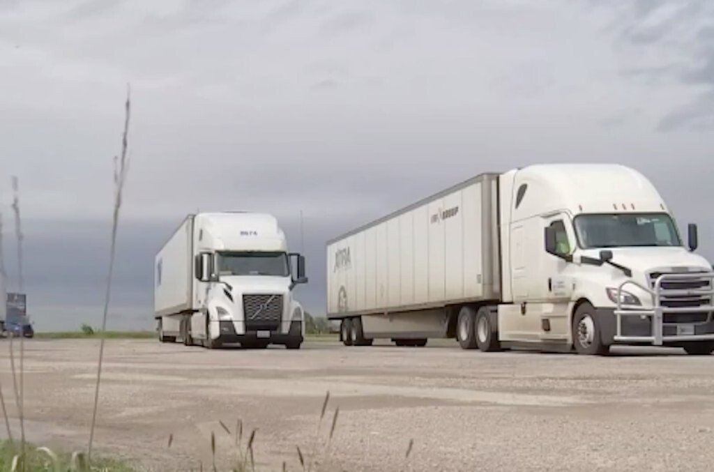<i>KCTV/KSMO</i><br/>A backlog of cargo and worsening supply chain issues have added to an already difficult job for truckers.