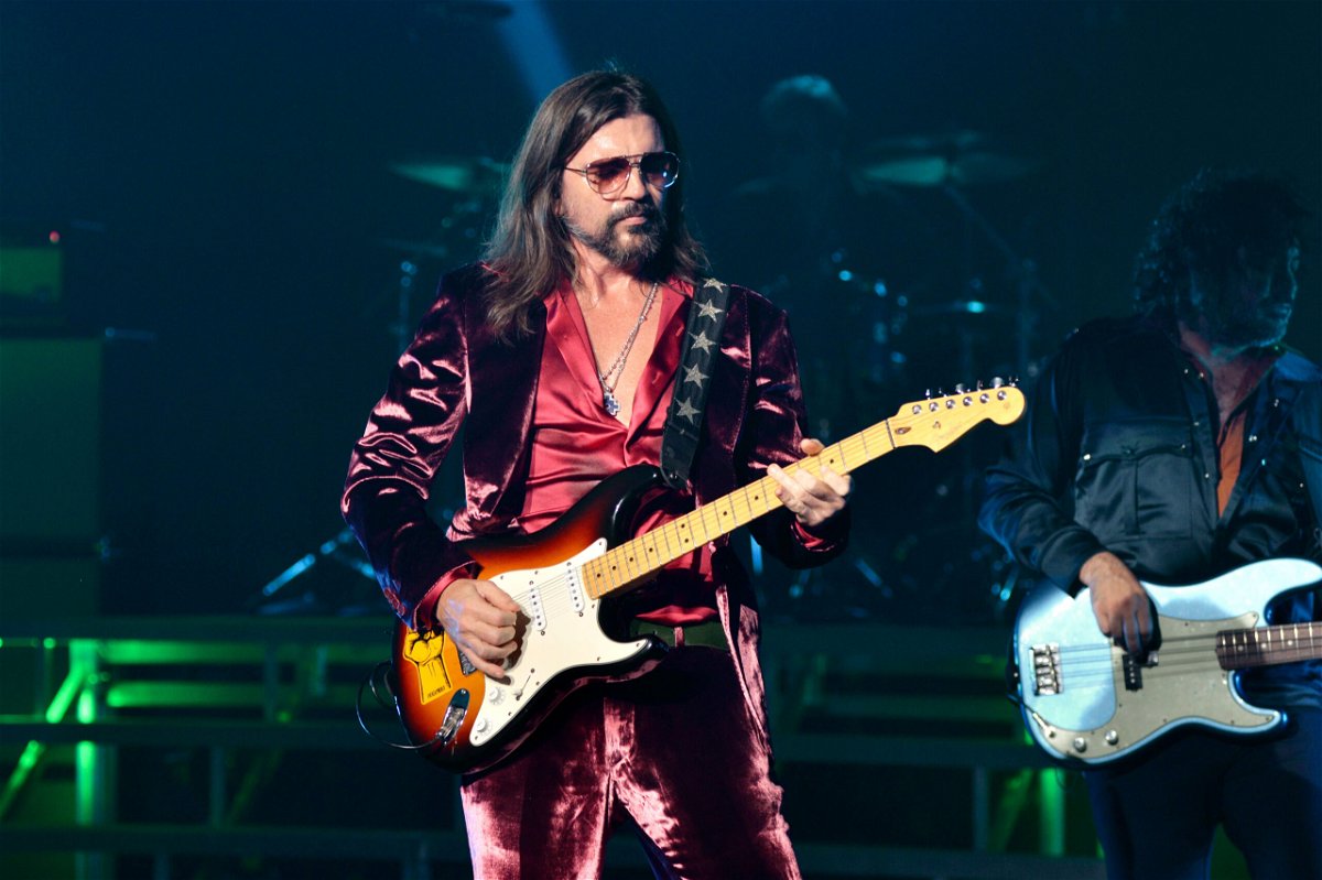 <i>Manny Hernandez/Getty Images</i><br/>Juanes kicks off 'Origen' tour at the Fillmore Miami Beach on Sept. 16.