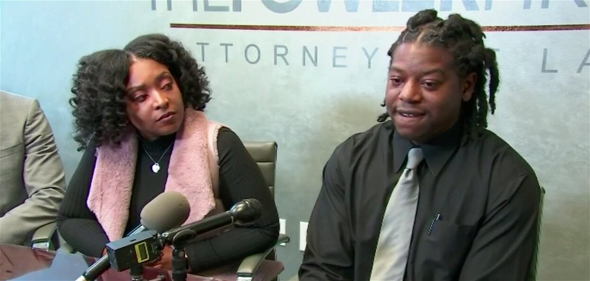<i>WGCL</i><br/>Traci and Terrance Thomason spoke about the death of their father