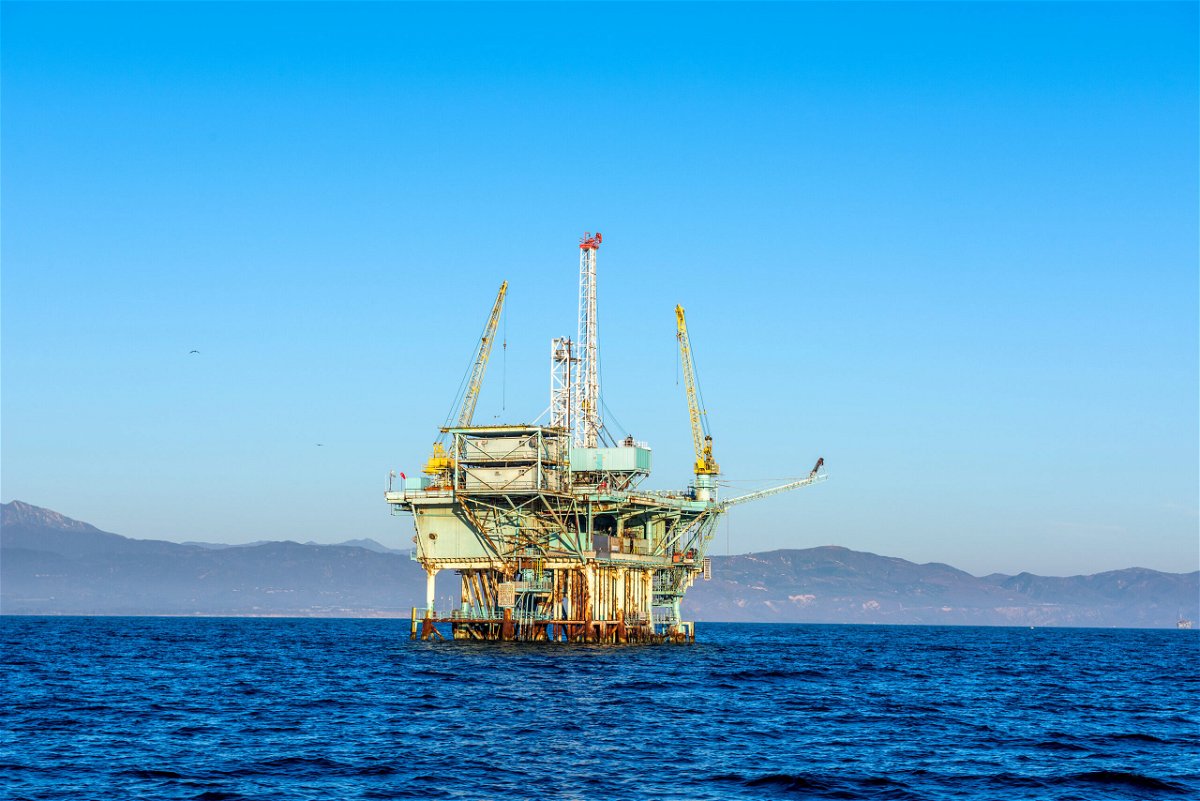 <i>Shutterstock</i><br/>An oil platform off the coast of Santa Barbara