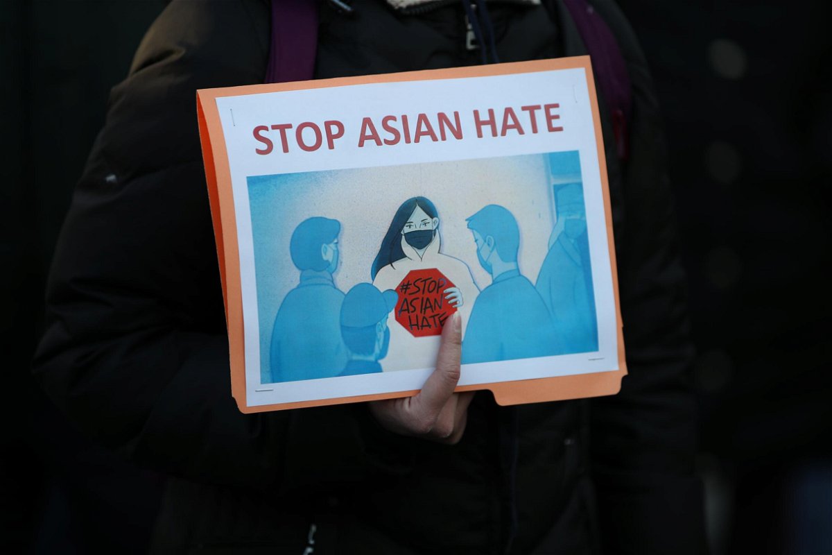 <i>Tayfun Coskun/Anadolu Agency/Getty Images</i><br/>This sign was seen at a March 19