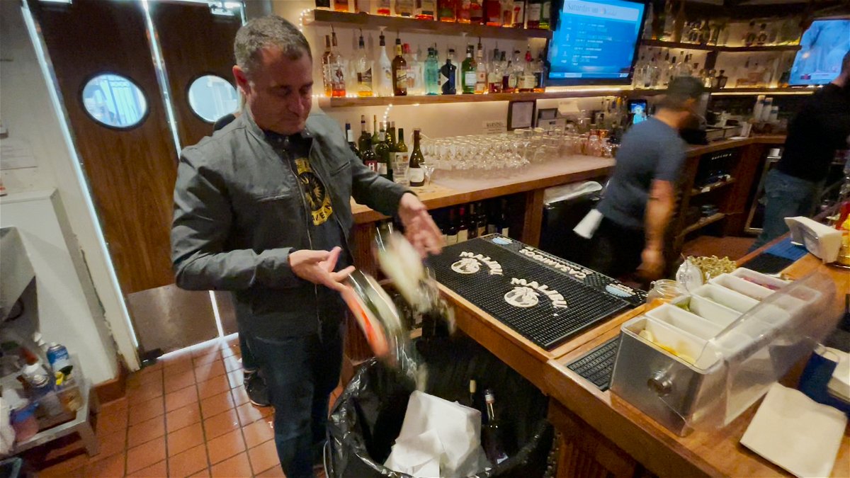 rush for booze as order to close saloons issues - ™