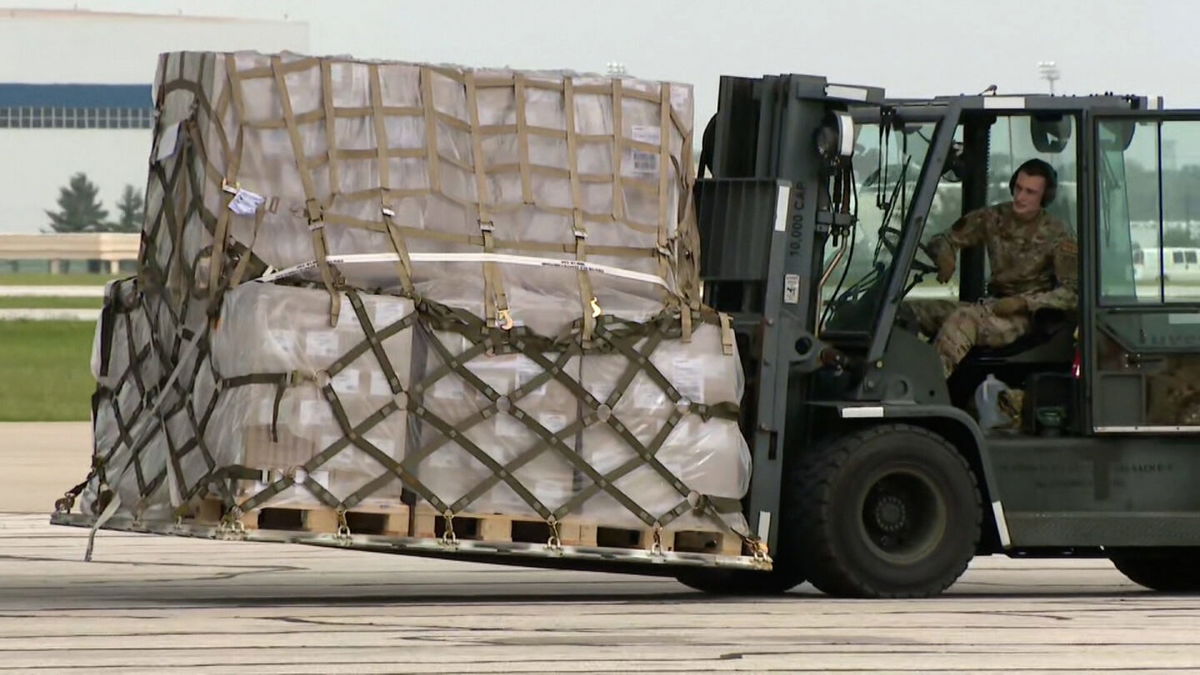 <i>Pool</i><br/>A shipment of baby formula arrives in Indianapolis