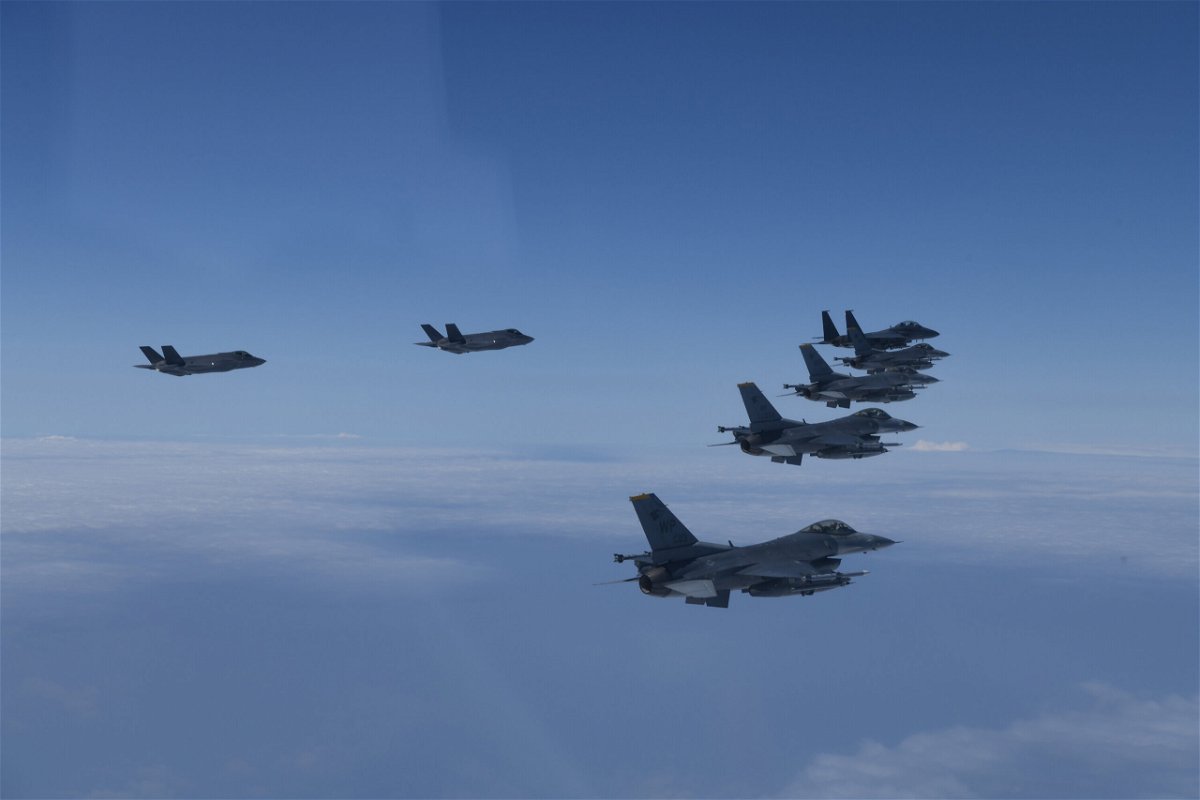 <i>South Korean Defence Ministry/South Korean Defence Ministry</i><br/>Fighter jets from the South Korean and US air forces fly over the Yellow Sea