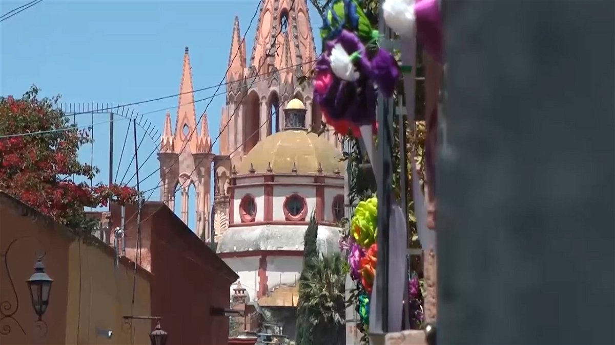 Palm Springs avanza en asociación de ciudades hermanas con San Miguel, México
