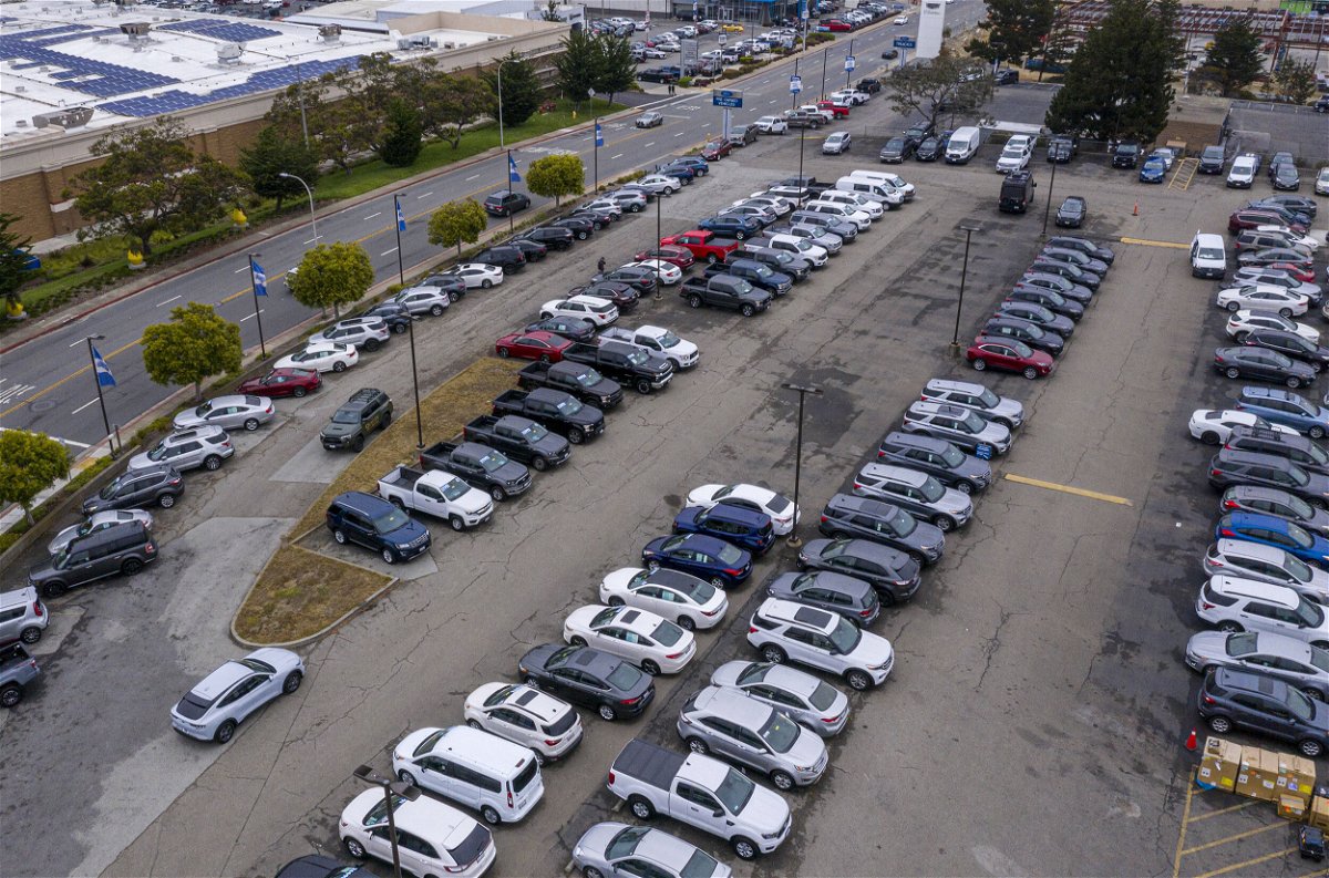 <i>David Paul Morris/Bloomberg/Getty Images</i><br/>Car dealerships like this one in Colma