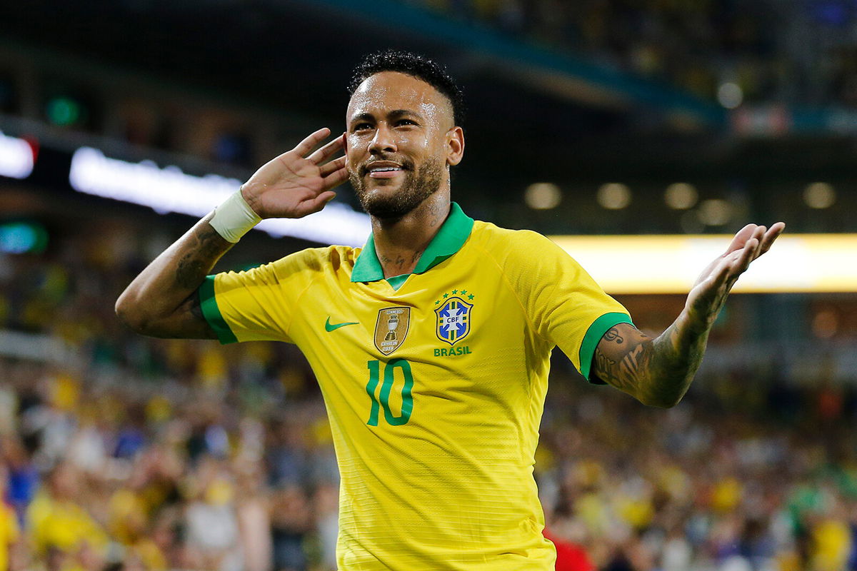 Brazilian soccer star Neymar Jr. faces criticism for Bolsonaro support -  KESQ