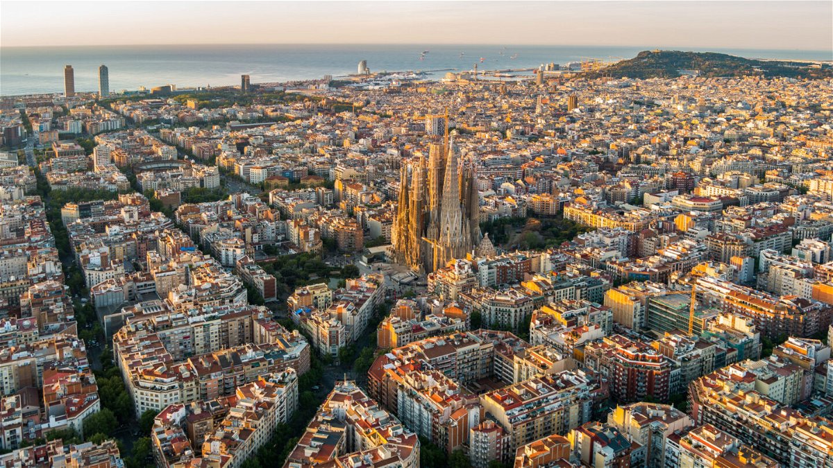 <i>Pol Albarrán/Moment RF/Getty Images</i><br/>Three bars in the lively city of Barcelona were in this year's top 10 on the World's 50 Best Bars list.