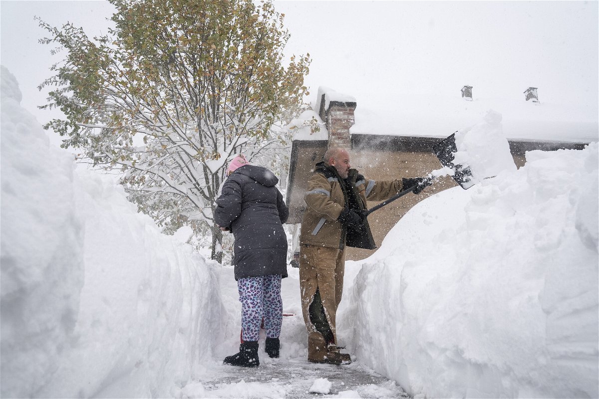 Nothing Like a Buffalo Winter': Residents Undaunted by 6 Feet of Snow