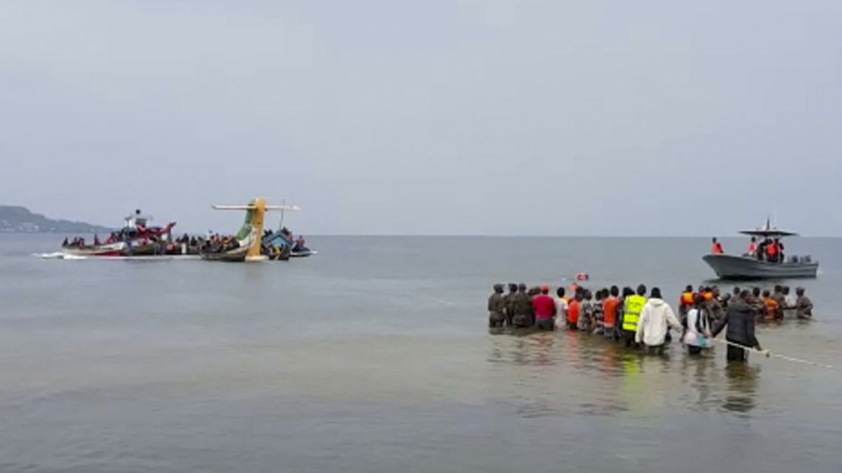 19 dead after commercial aircraft crashes into Lake Victoria in Tanzania -  KESQ