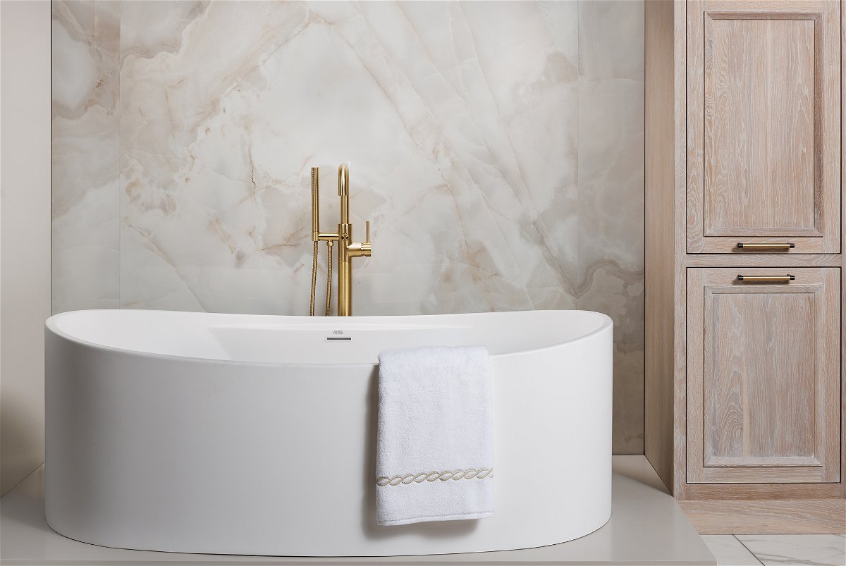 Home Bath Spa: 5 Affordable Ways to Indulge in a Luxury Bath