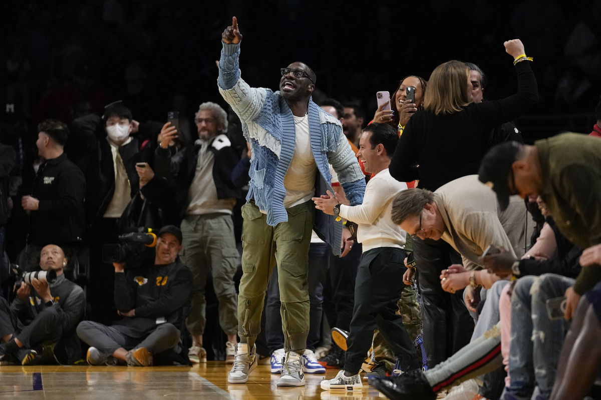 Pro Football Hall of Famer Shannon Sharpe in courtside altercati 