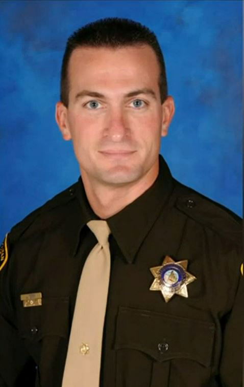 Family of fallen Las Vegas officer files wrongful death lawsuit - KESQ