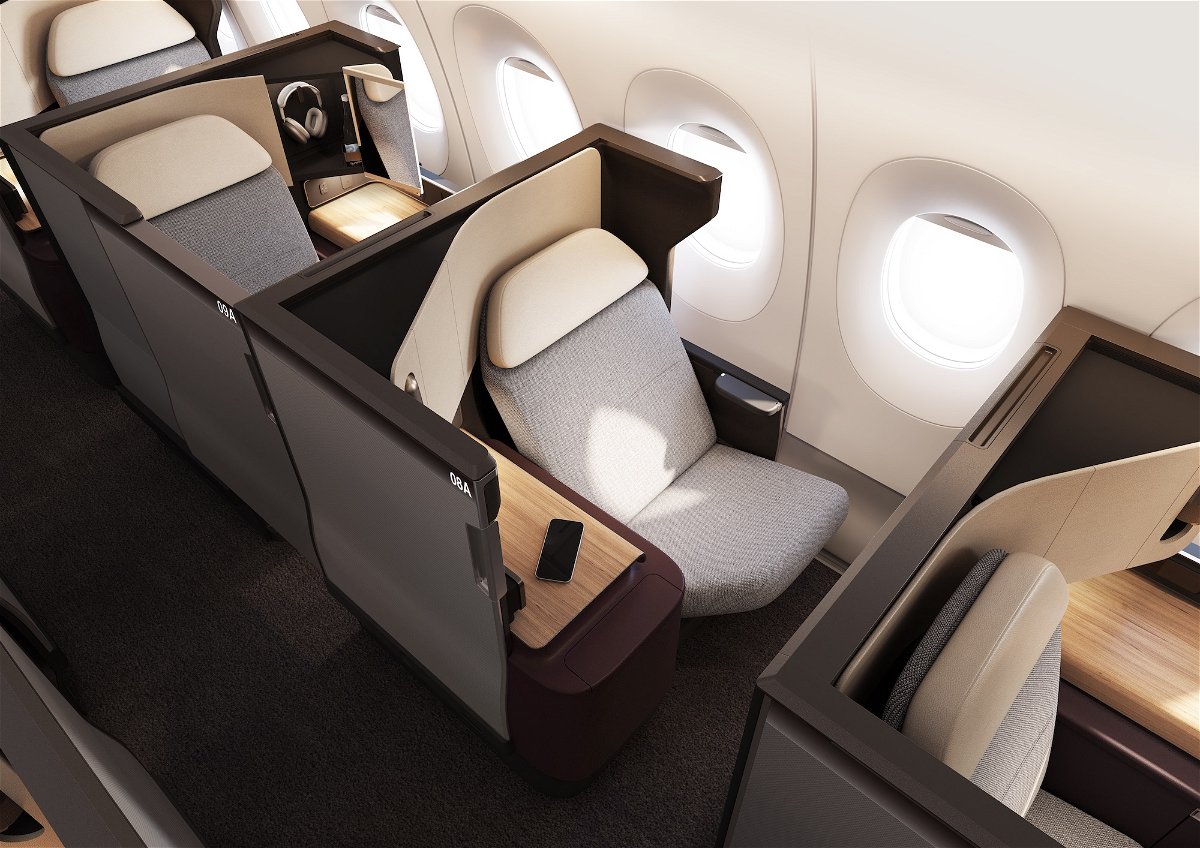 <i>Qantas</i><br/>The business class cabin features a 25-inch wide chair that can be reclined into a two-meter-long bed.