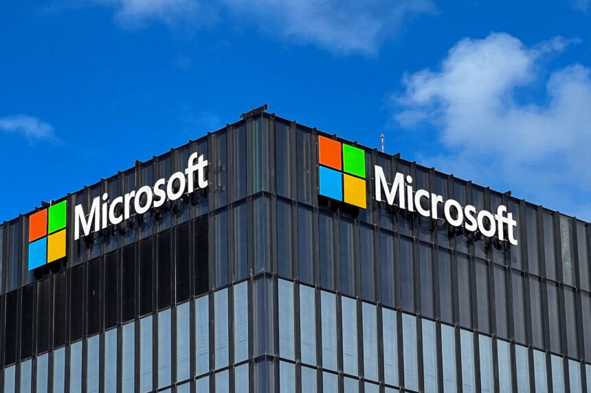 massive-microsoft-outlook-outage-brings-email-to-a-halt-kesq