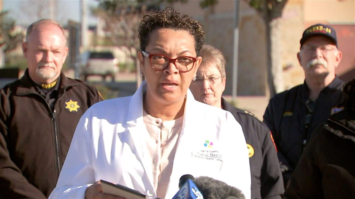 <i>KTRK</i><br/>Dr. Ericka Brown of Harris County Public Health briefs reporters Sunday about an ammonia leak.