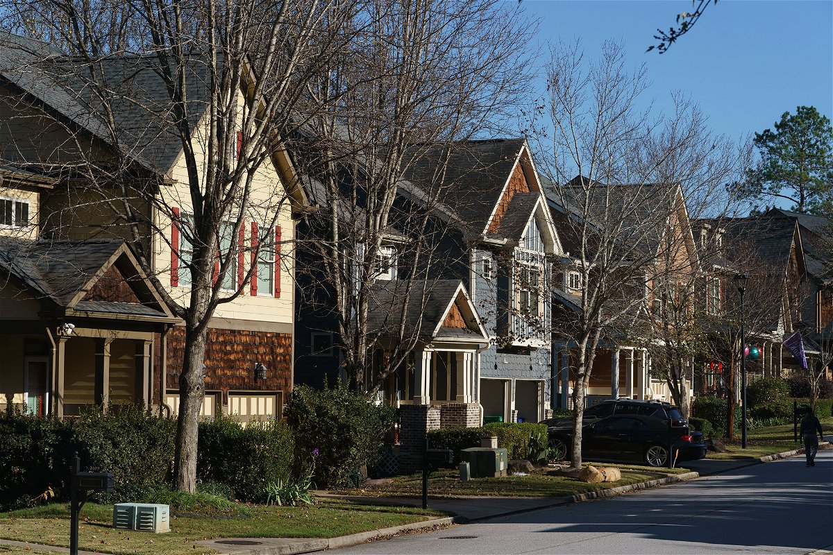 <i>Elijah Nouvelage/Bloomberg/Getty Images</i><br/>Mortgage rates rose for the third-straight week. Homes in a subdivision in Atlanta