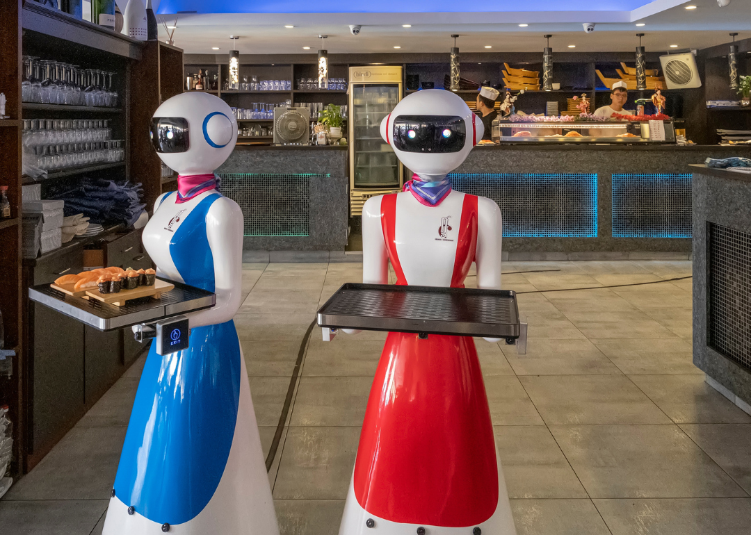 4 successful attempts to use AI in restaurants