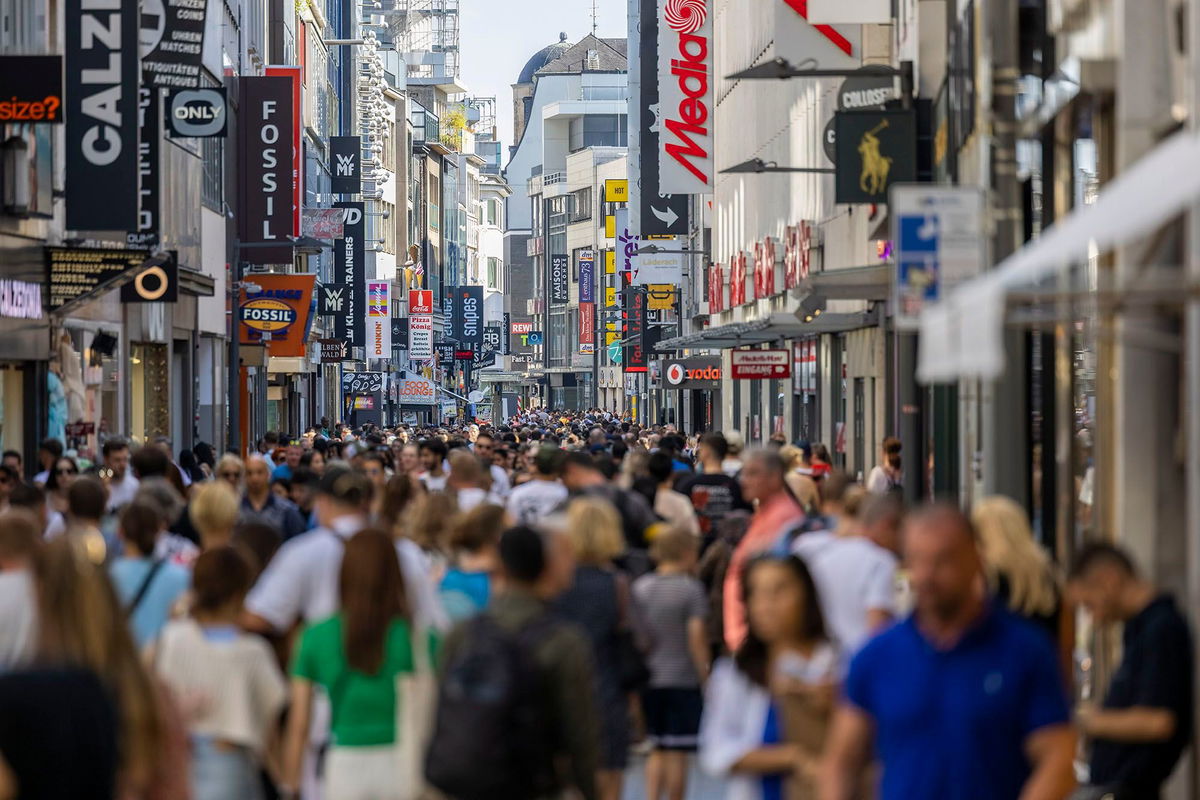 <i>Thomas Banneyer/picture alliance/Getty Images</i><br/>People crowd Hohe Straße