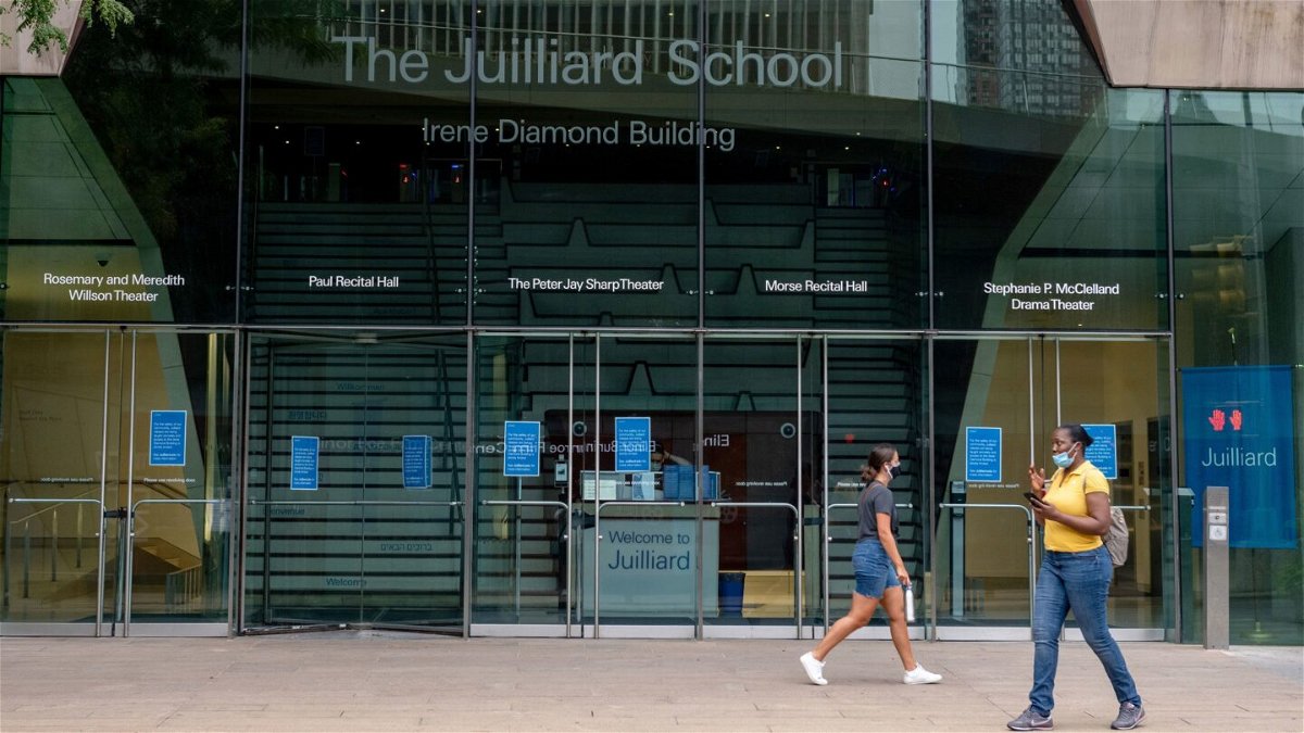 <i>Alexi Rosenfeld/Getty Images</i><br/>People walk past the Irene Diamond Building at The Juilliard School on August 3