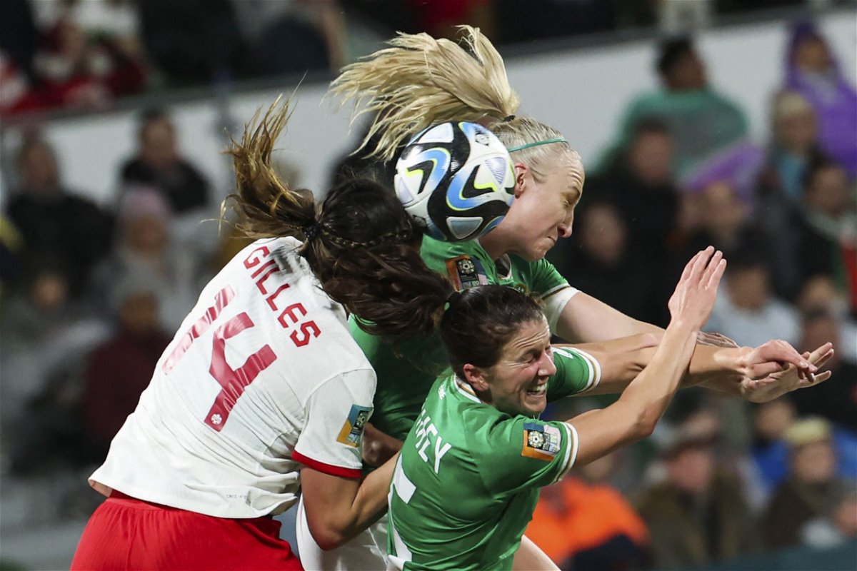 <i>Coliin Murty/AFP/Getty Images</i><br/>Ireland's defenders Niamh Fahey and Louise Quinn compete for the ball against Canada's defender Vanessa Gilles.