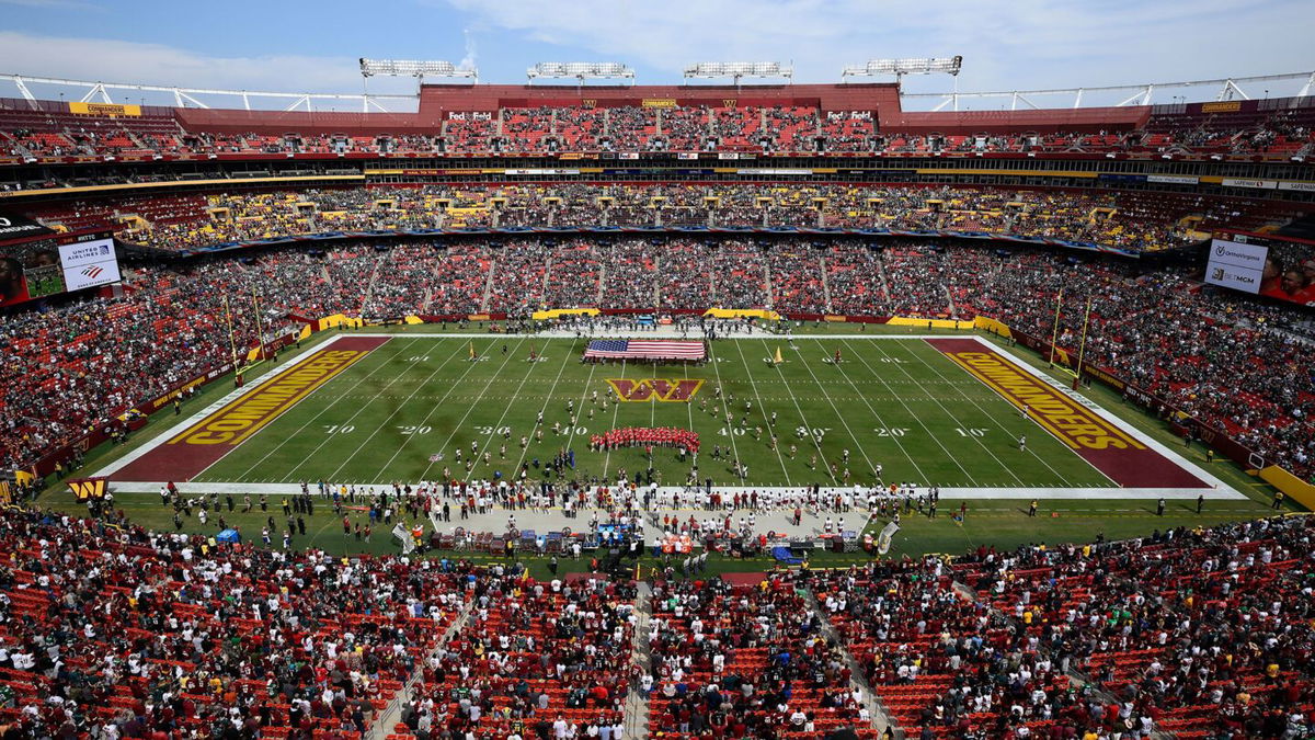 NFL Fines Dan Snyder $60 Million After Approving His $6 Billion Sale of  Washington Commanders - WSJ