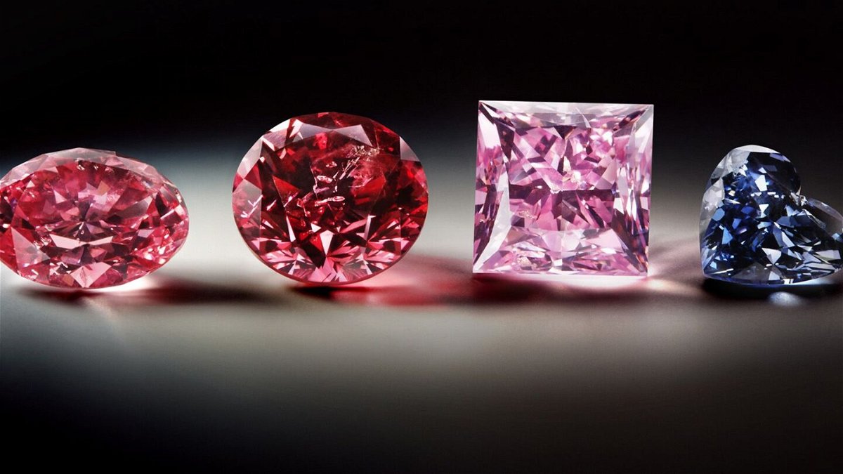 <i>Murray Rayner</i><br/>Pink diamonds from the Argyle diamond mine were formed when an ancient supercontinent was breaking up into fragments