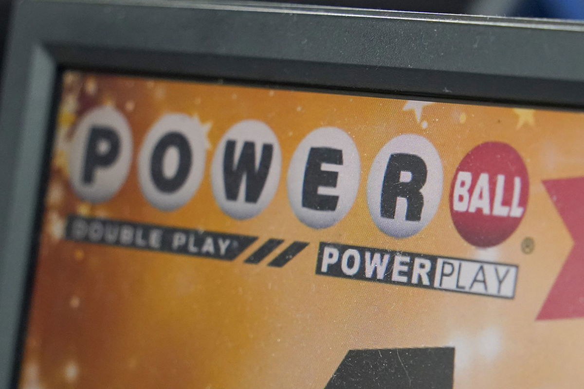 <i>Keith Srakocic/AP</i><br/>Powerball jackpot edges toward $1 billion ahead of tonight’s draw.