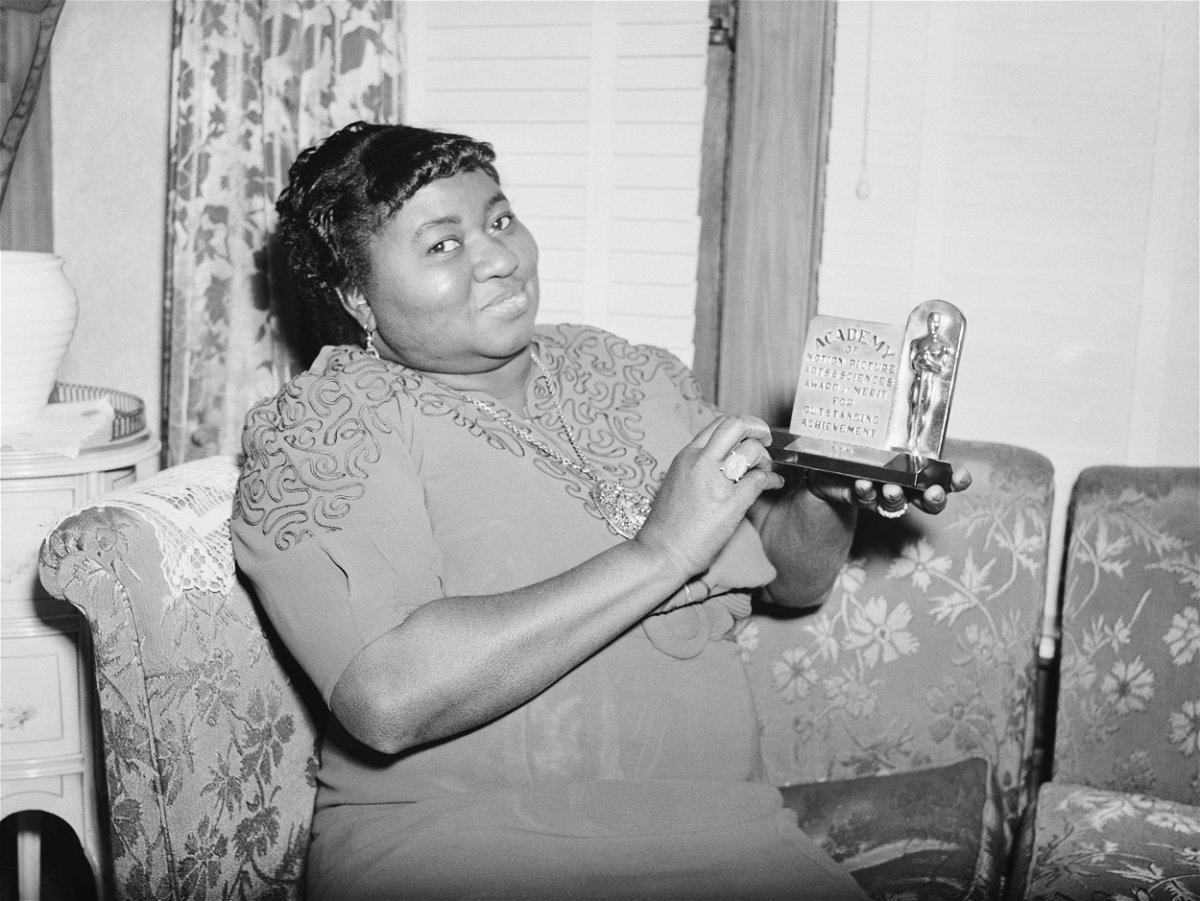 <i>Bettmann/Getty Images</i><br/>Hattie McDaniel with her Academy Award for her portrayal in 1939's 