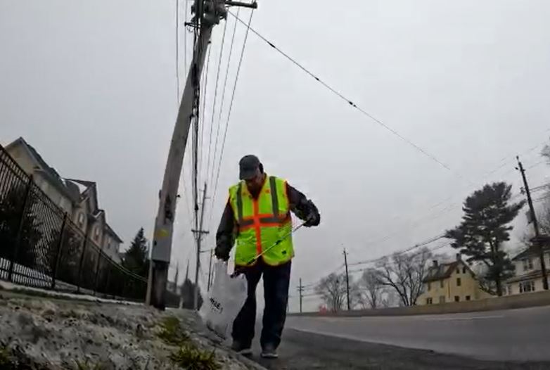 <i></i><br/>70-year-old Air Force veteran Jim Alturo started his own 'Cigarette Butt Challenge' to keep the streets clean in his South Jersey community.