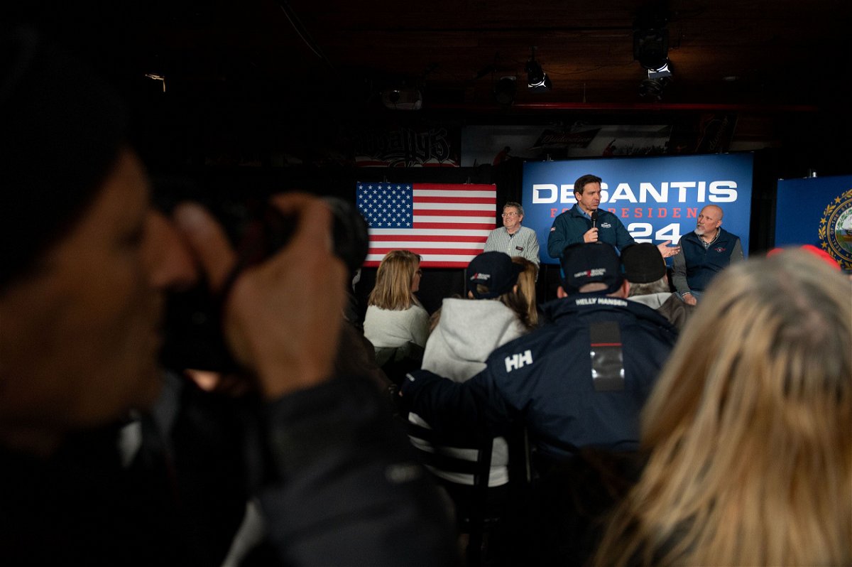 <i>Will Lanzoni/CNN</i><br/>Florida Gov. Ron DeSantis speaks to supporters during an event at Wally's in Hampton