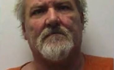 The Clark County Sheriff's Office says it has arrested Wade Roberts for leaving the scene of an accident involving a horse-drawn buggy.