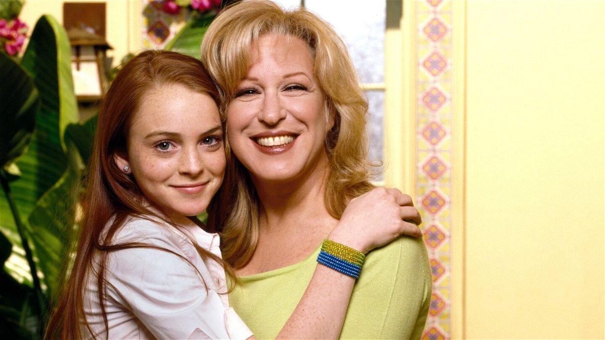 <i>CBS via Getty Images via CNN Newsource</i><br/>Lindsay Lohan (as Rose) and Bette Midler (as Bette) are seen here on 