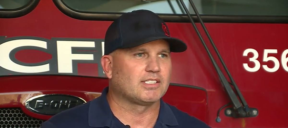 <i>KMBC via CNN Newsource</i><br/>Off-duty Kansas City firefighter