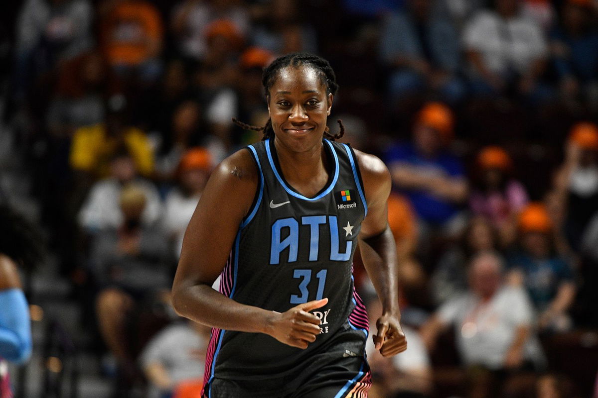 <i>Adam Hagy/NBAE/Getty Images via CNN Newsource</i><br/>Tina Charles #31 of the Atlanta Dream handles the ball during the game against the Phoenix Mercury on August 21