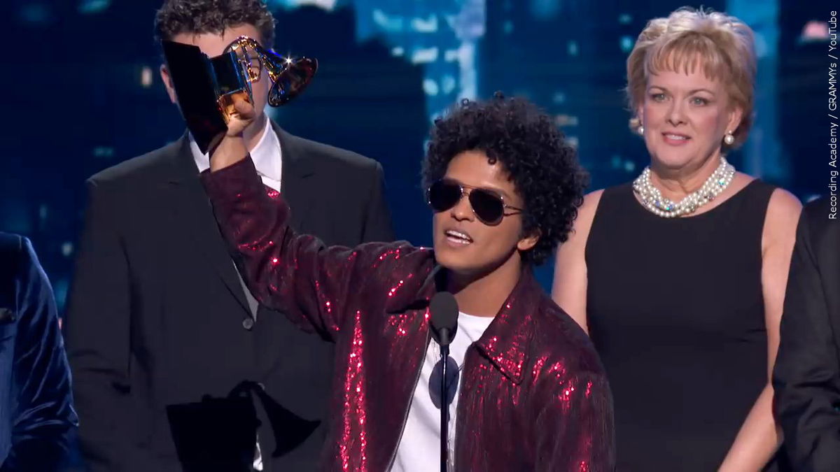 PHOTO: Bruno Mars Acceptance Speech for Record Of The Year, 60th GRAMMYs, Photo Date: Jan 28, 2018