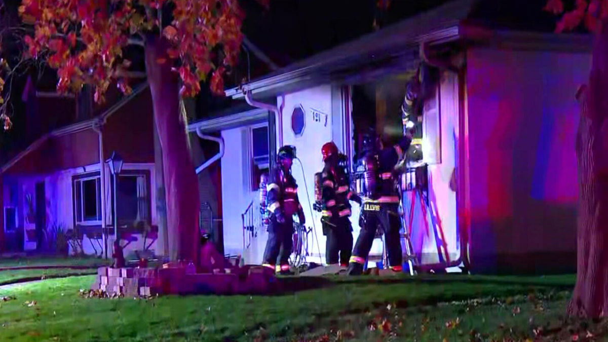 <i>WCCO via CNN Newsource</i><br/>Two people were hurt in a fire early Wednesday morning in South St. Paul.