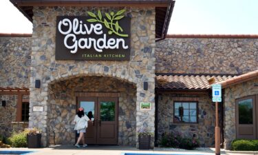 Olive Garden posted better-than-expected quarterly sales.