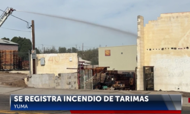 Se registra incendio de Tarimas en Yuma