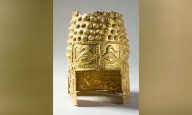 One of the three Dacian royal bracelets stolen during the heist.