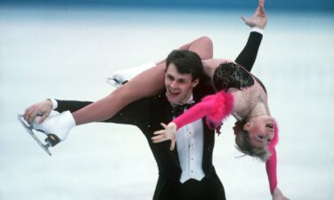 Maxim Naumov competes in the 2025 US figure skating championships. His parents were his longtime coaches.