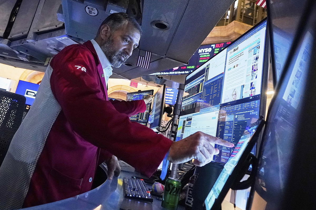 <i>Richard Drew/AP via CNN Newsource</i><br/>The S&P 500 on Wednesday fell for the second day in a row.