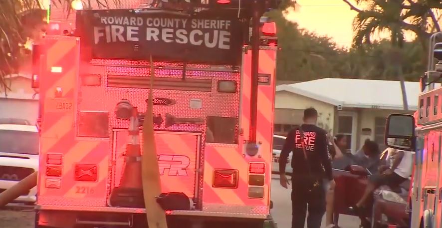<i>WSVN via CNN Newsource</i><br/>Rescue crews airlifted a man to the hospital after he suffered serious burns in a boat fire that ignited in a Lauderdale Lakes driveway