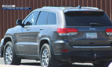 Hombre de Yuma muere en fila fronteriza en San Luis