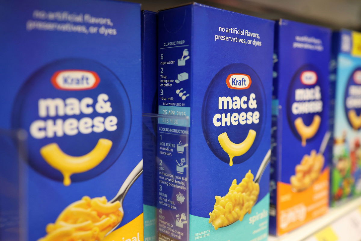 <i>Michael M. Santiago/Getty Images via CNN Newsource</i><br/>Kraft Heinz is removing artificial dyes amid pressure.