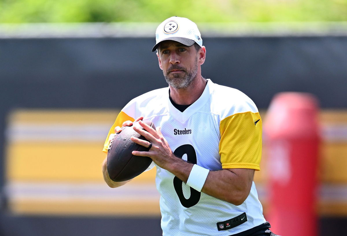 <i>Joe Sargent/Getty Images via CNN Newsource</i><br/>Aaron Rodgers earlier this month at Pittsburgh Steelers minicamp at UPMC Rooney Sports Complex in Pittsburgh