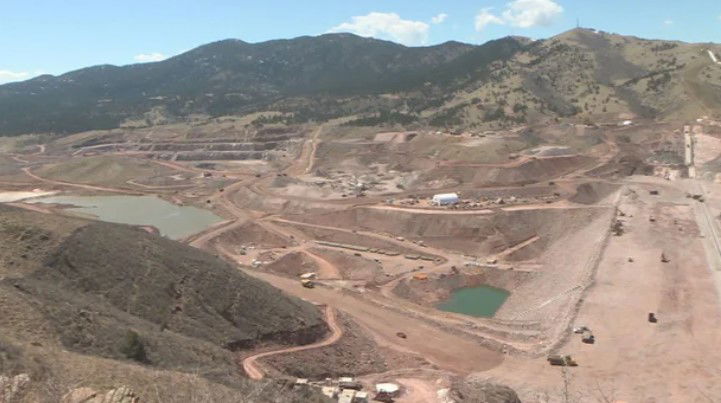 <i>KCNC via CNN Newsource</i><br/>Just weeks before completion of construction